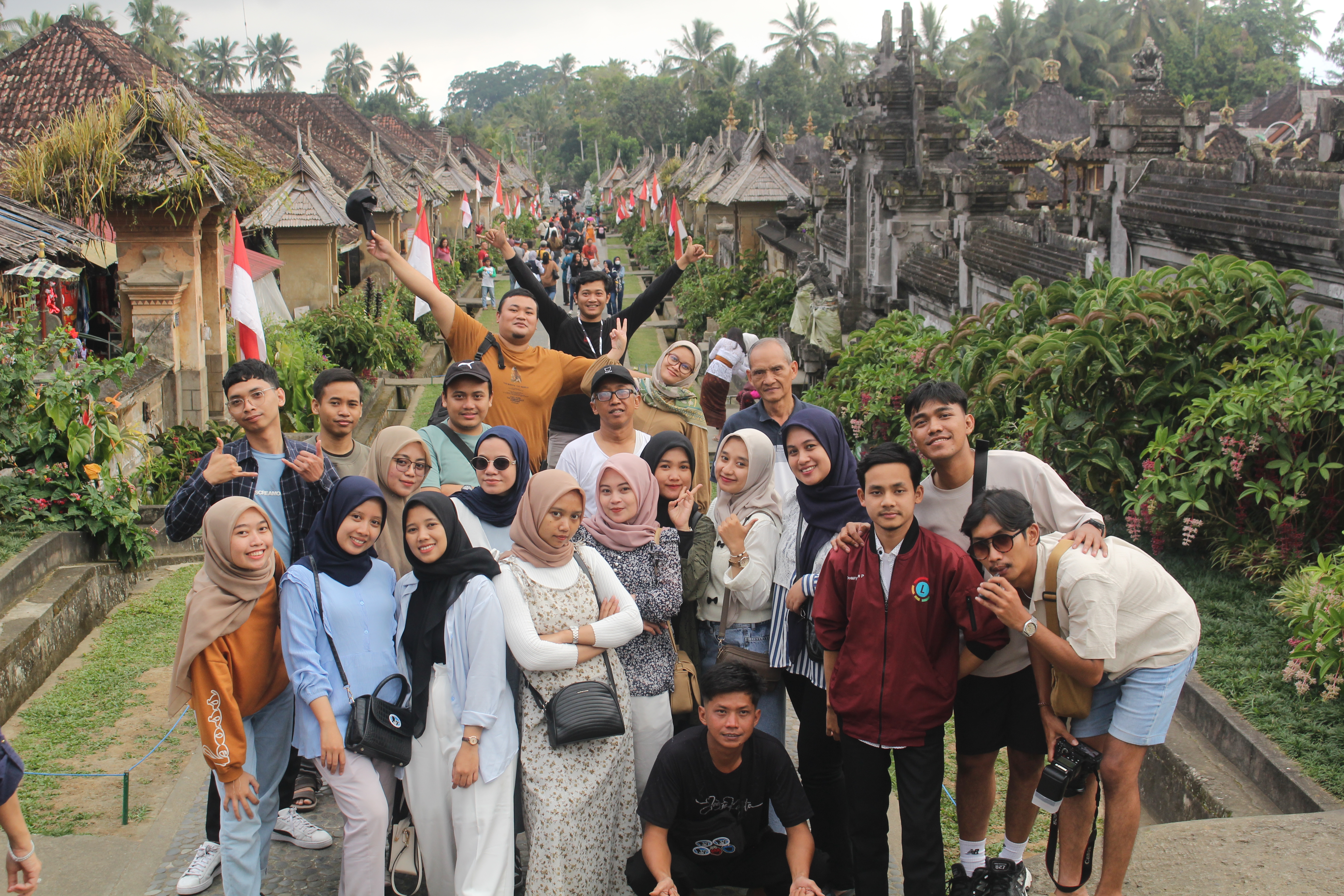 Outting &  Training PT Eka Akar Jati